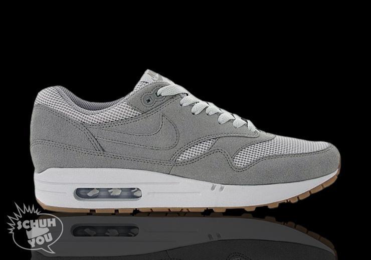 Exclusive Nike Air Max 1 — 3.5 — Front View