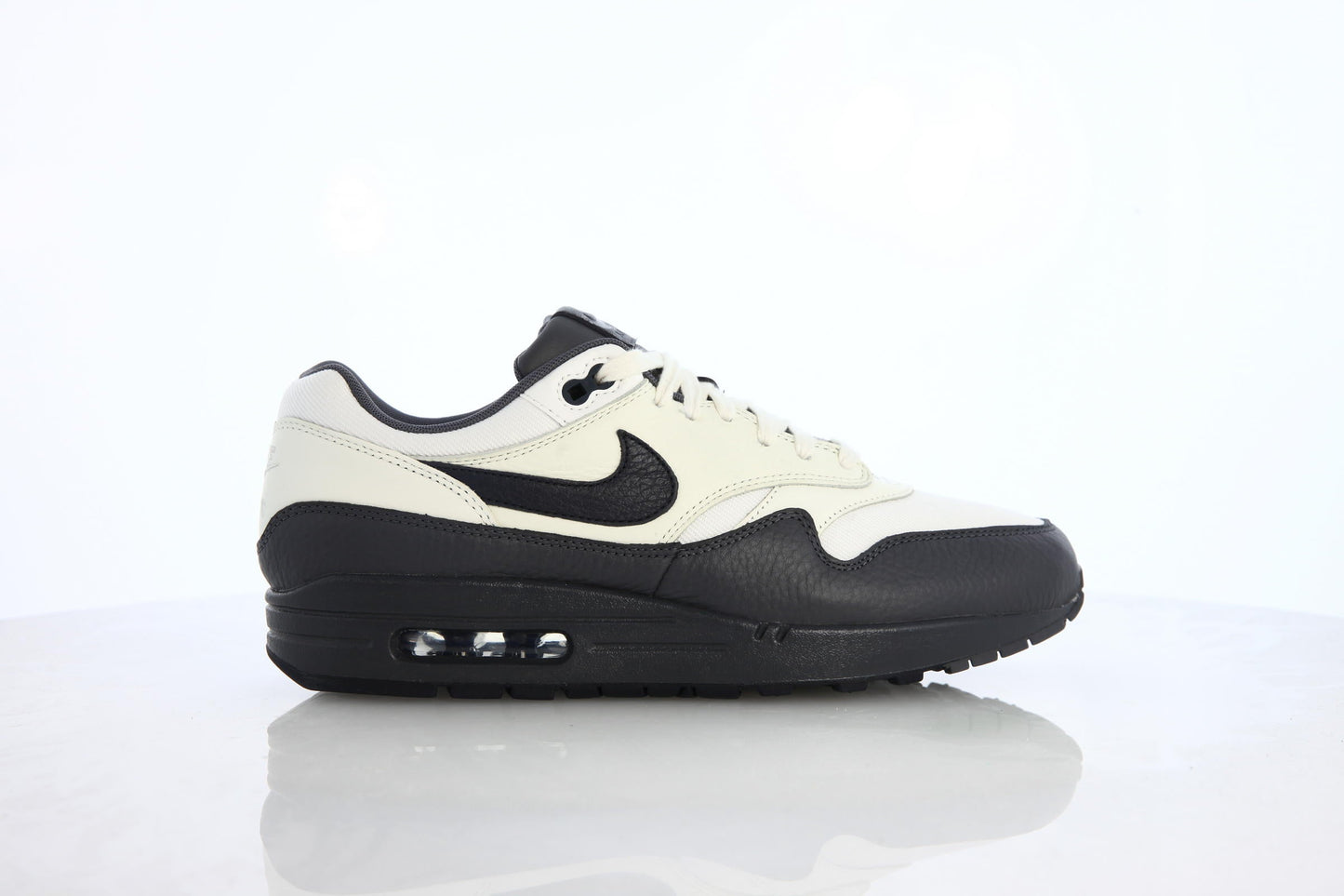 Exclusive Nike Air Max 1 Premium "Sail" — 3.5 — Front View