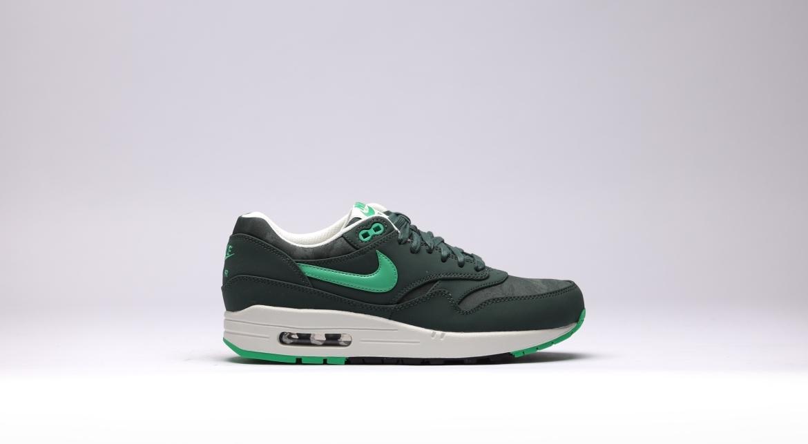 Exclusive Nike Air Max 1 PRM — 3.5 — Front View