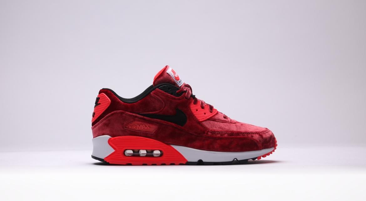 Exclusive Nike Air Max 90 "25th Anniversary" Red Velvet — 3.5 — Front View