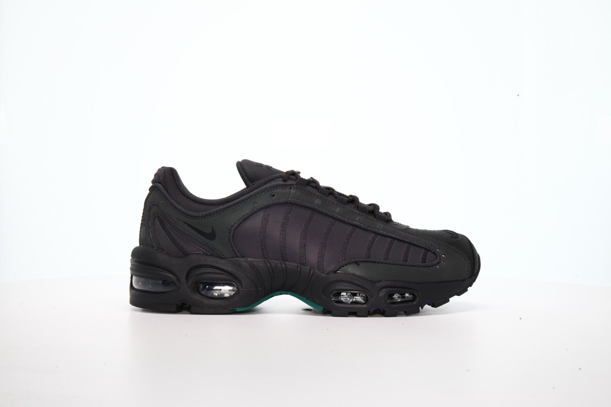 Exclusive Nike Air Max Tailwind '99 SP "Black" — 3.5 — Front View