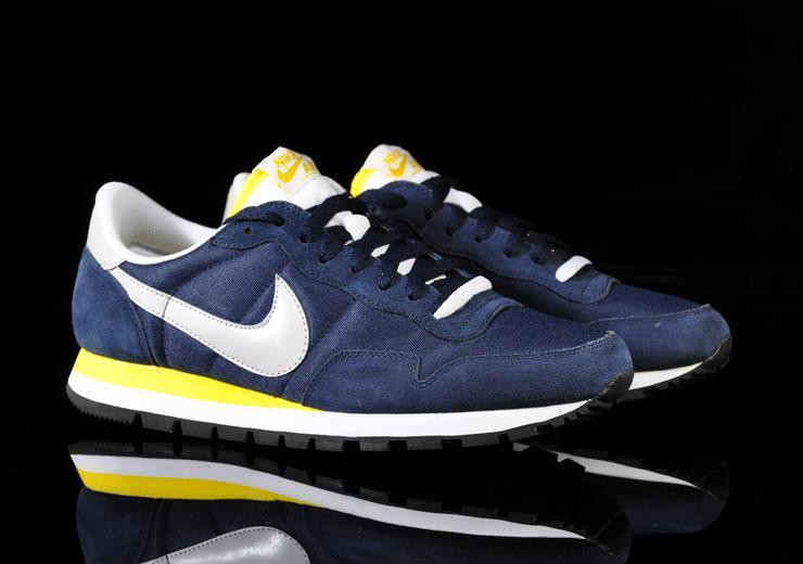 Exclusive Nike Air Pegasus 83 SI — 3.5 — Front View