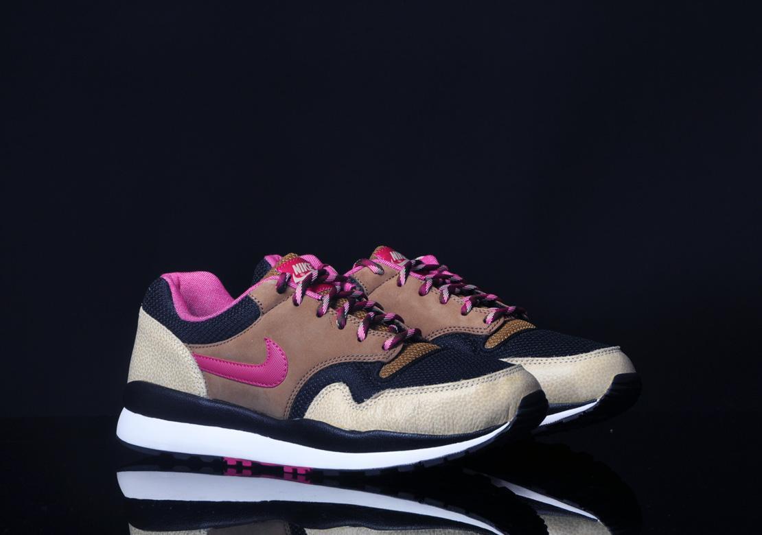 Exclusive Nike Air Safari — 3.5 — Front View