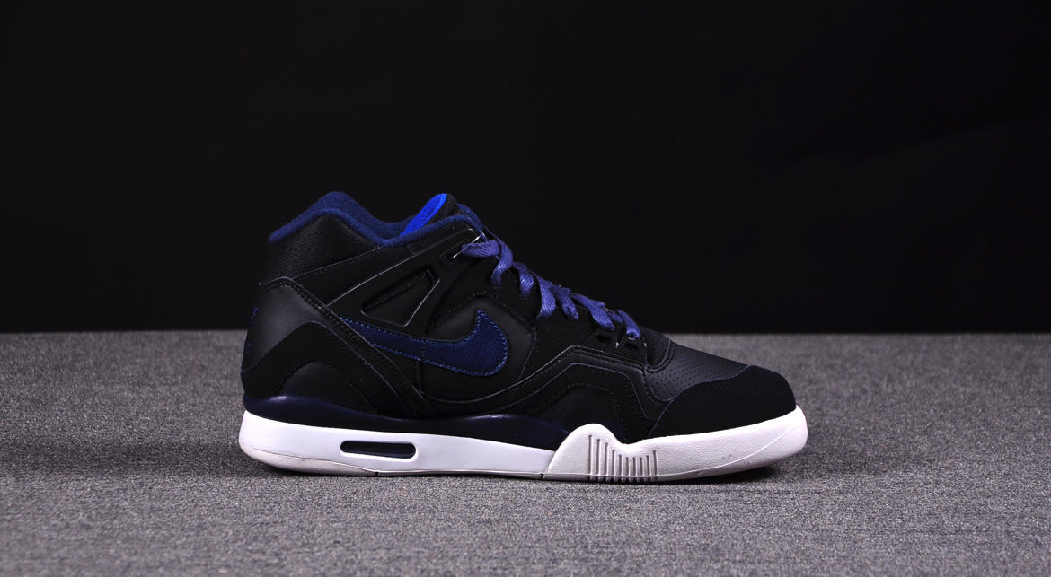 Exclusive Nike Air Tech Challenge II — 3.5 — Front View