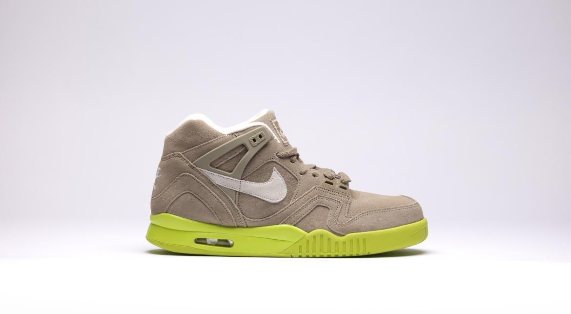 Exclusive Nike Air Tech Challenge II Suede "Bamboo" — 3.5 — Front View