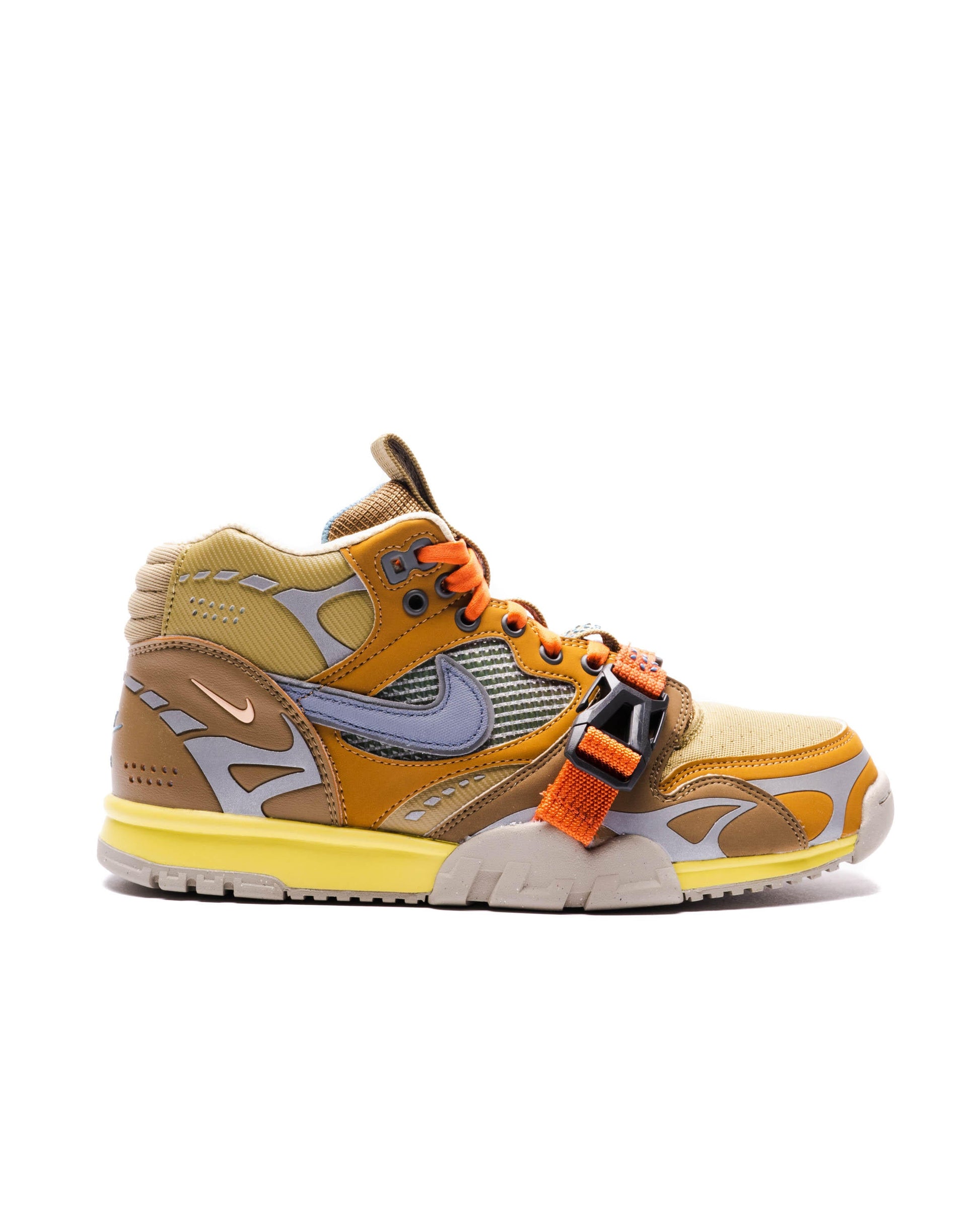 Exclusive NIKE Air Trainer 1 SP — 3 — Front View