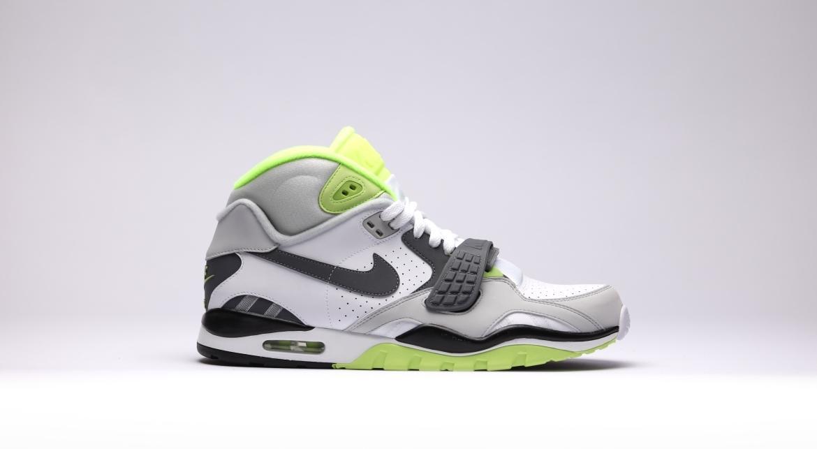 Exclusive Nike Air Trainer SC II High QS — 3.5 — Front View