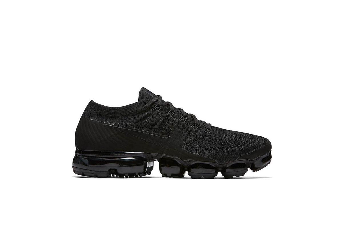 Exclusive Nike Air Vapormax Flyknit "Black" — 3.5 — Front View