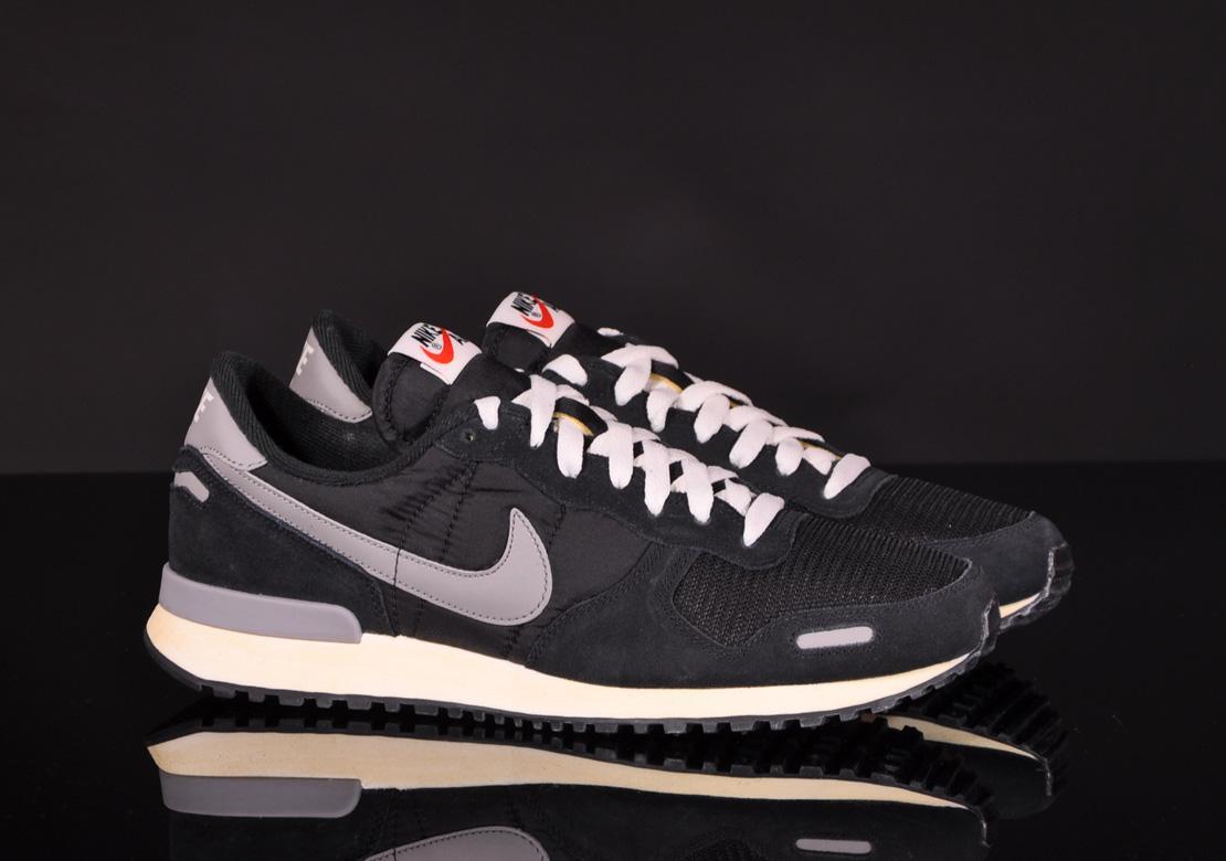 Exclusive Nike Air Vortex (VNTG) — 3.5 — Front View