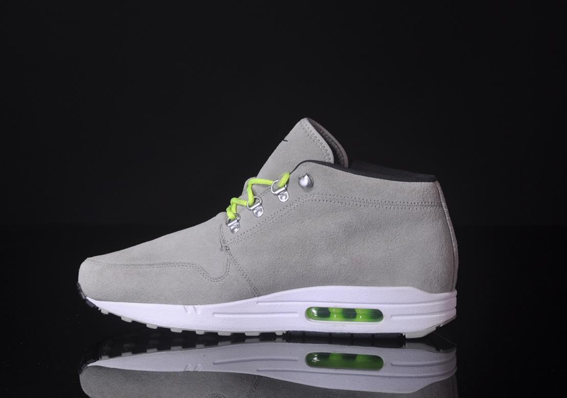 Exclusive Nike Air Wardour Max 1 — 3.5 — Front View