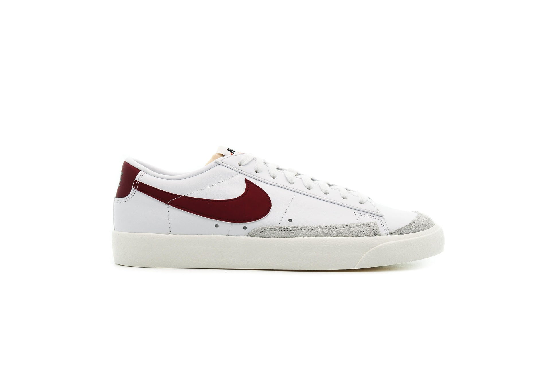 Exclusive Nike BLAZER LOW '77 VNTG "WHITE" — 3.5 — Front View