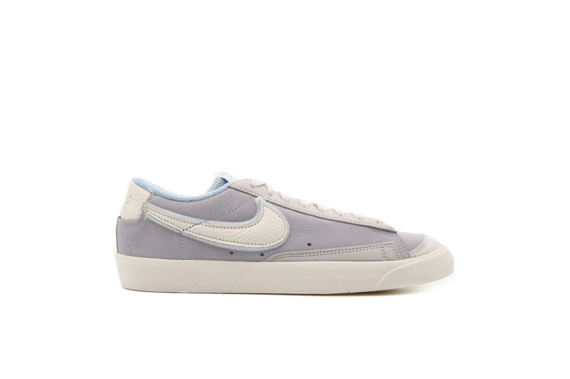 Exclusive Nike BLAZER LOW VNTG '77 "FOOTBALL GREY" — 3.5 — Front View