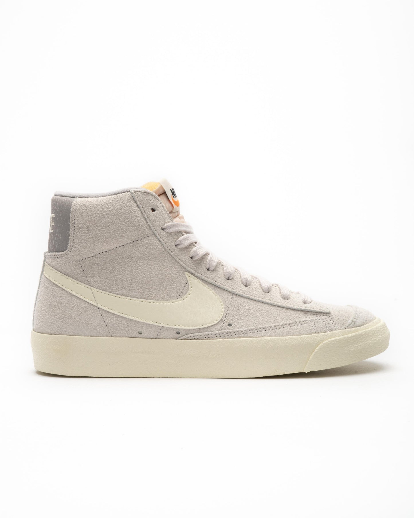 Exclusive Nike BLAZER MID '77 PRM — 3 — Front View