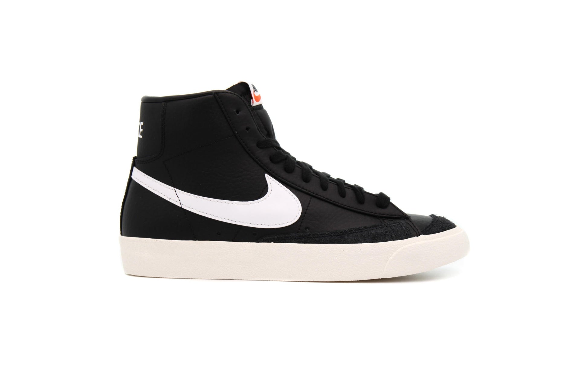 Exclusive Nike BLAZER MID '77 VNTG "BLACK" — 3.5 — Front View