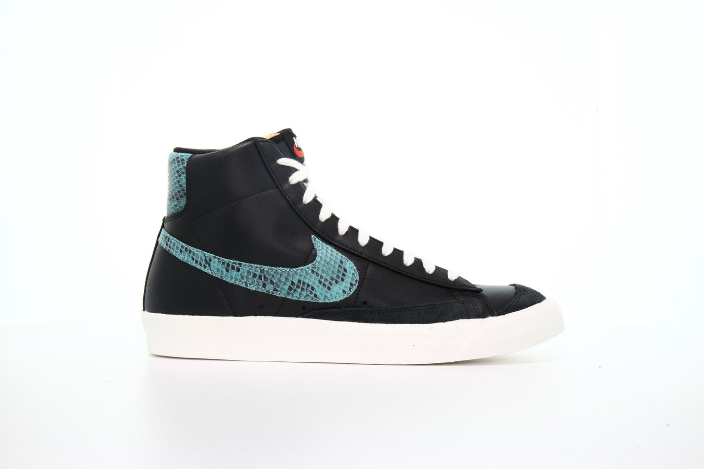 Exclusive Nike Blazer Mid '77 VNTG Reptile "Black" — 3.5 — Front View