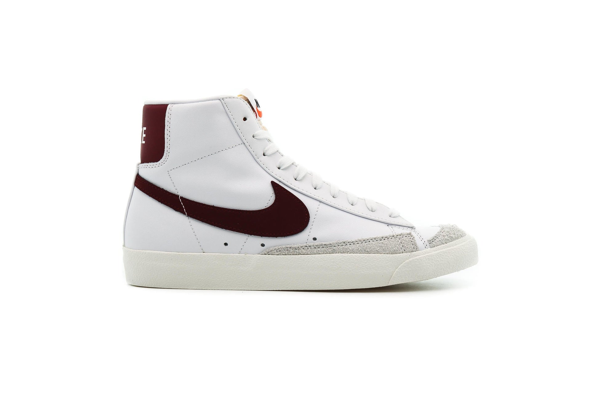 Exclusive Nike BLAZER MID '77 VNTG — 3.5 — Front View
