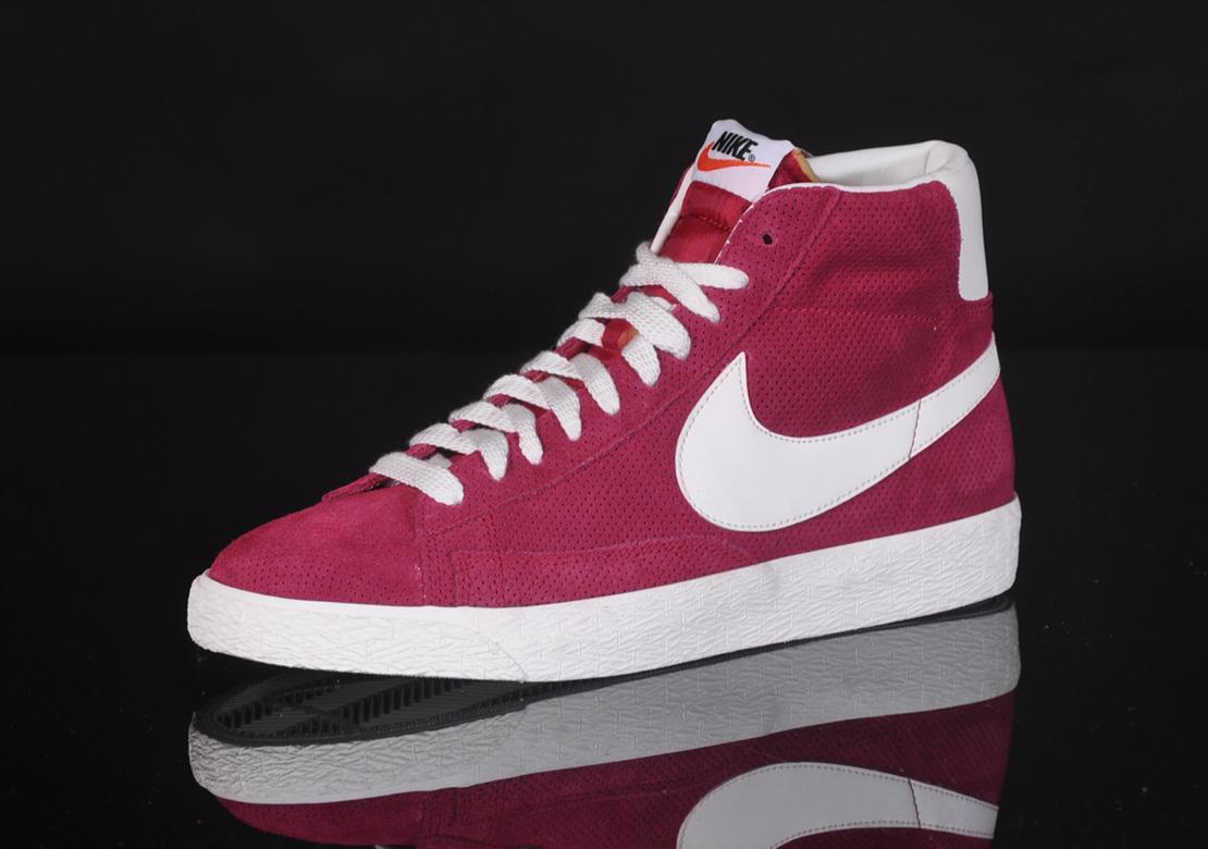 Exclusive Nike Blazer Mid Premium — 3.5 — Front View