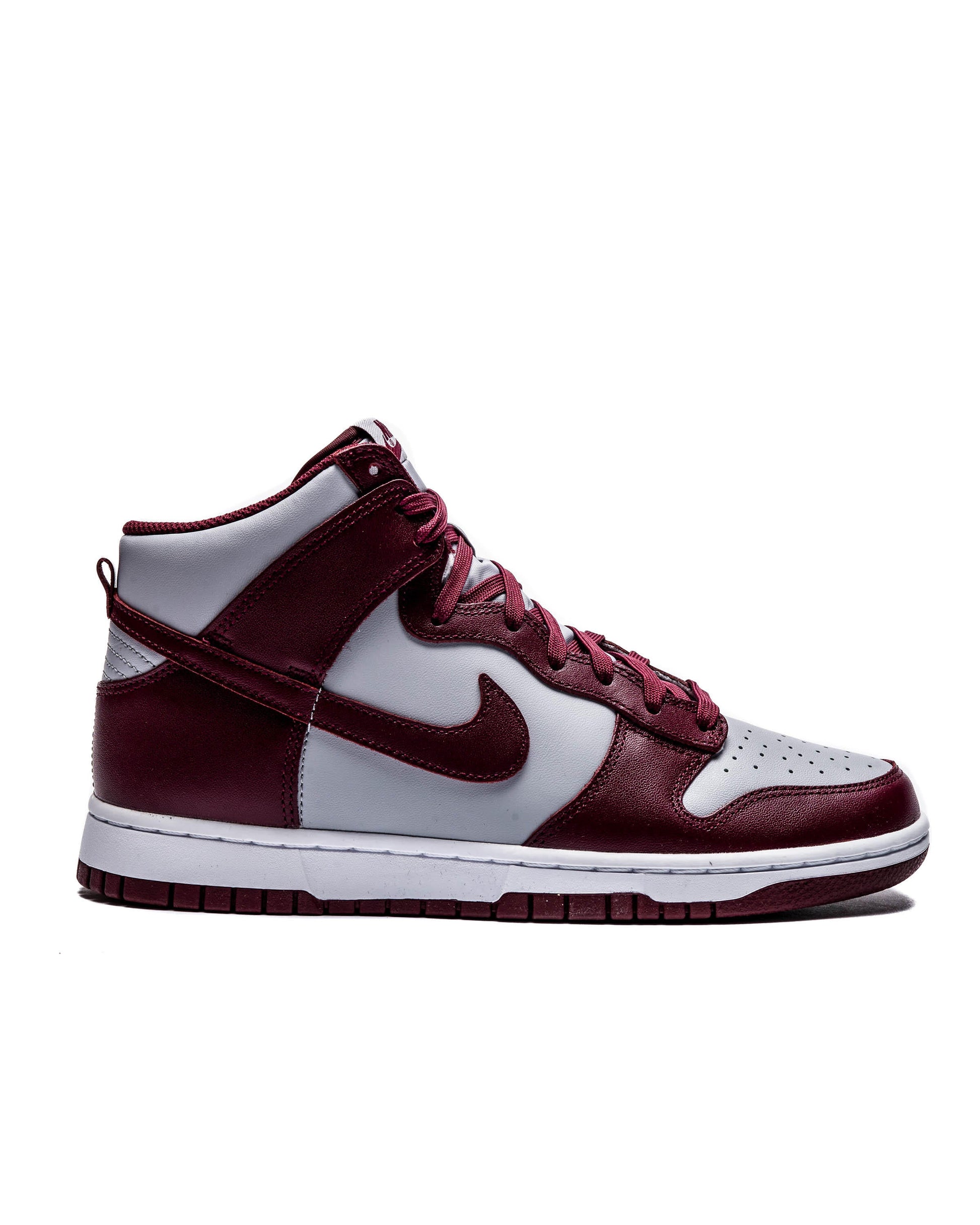 Exclusive Nike DUNK HI RETRO — 3 — Front View