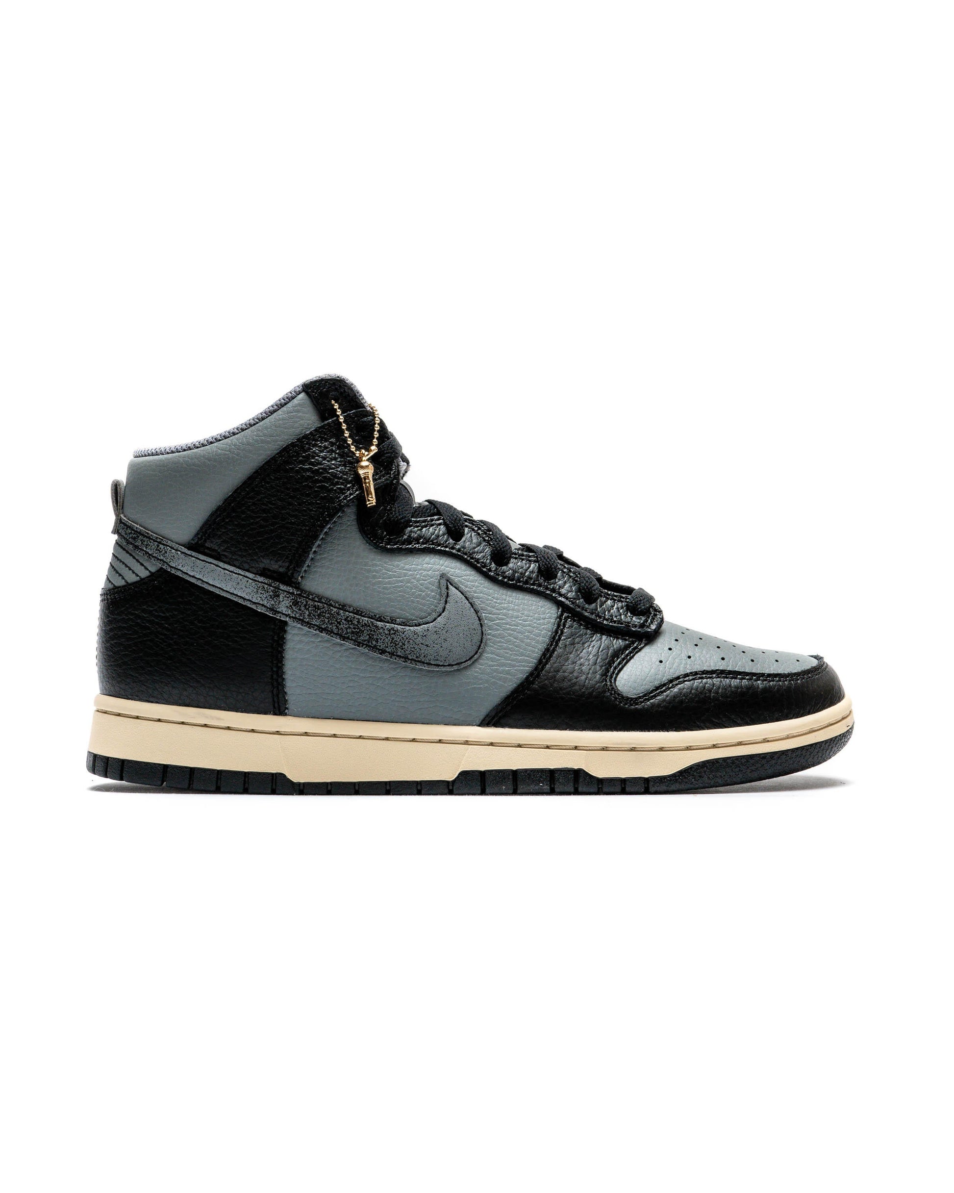 Exclusive Nike DUNK HI RETRO PRM — 3 — Front View