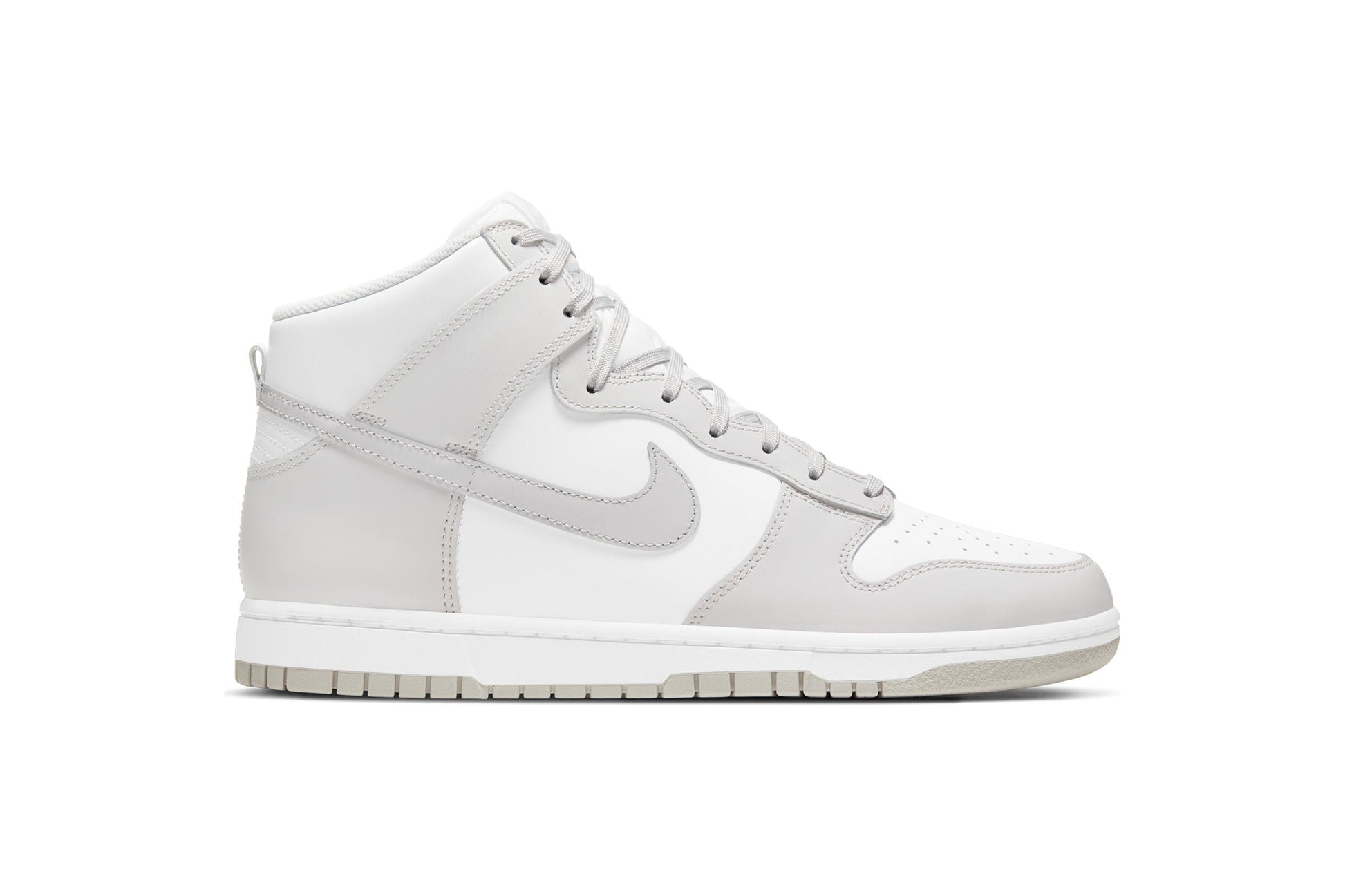 Exclusive Nike DUNK HI RETRO "WHITE" — 3.5 — Front View