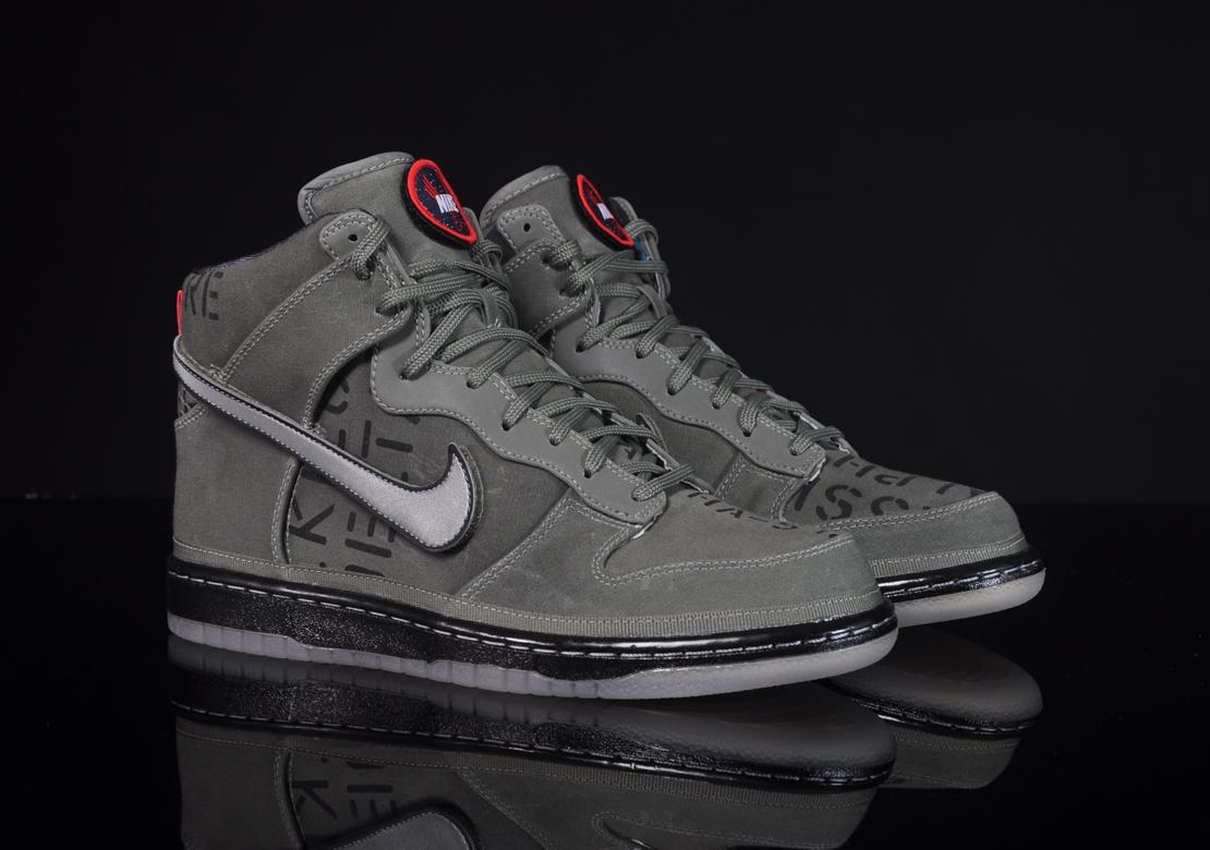 Exclusive Nike Dunk High Premium QS — 3.5 — Front View