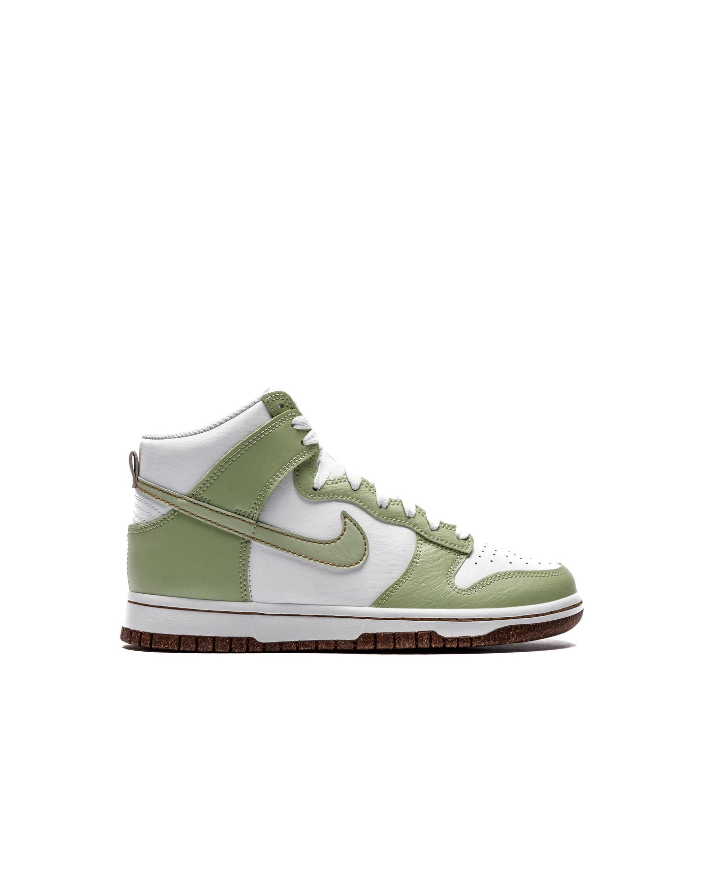 Exclusive Nike Dunk High Retro SE — 3 — Front View