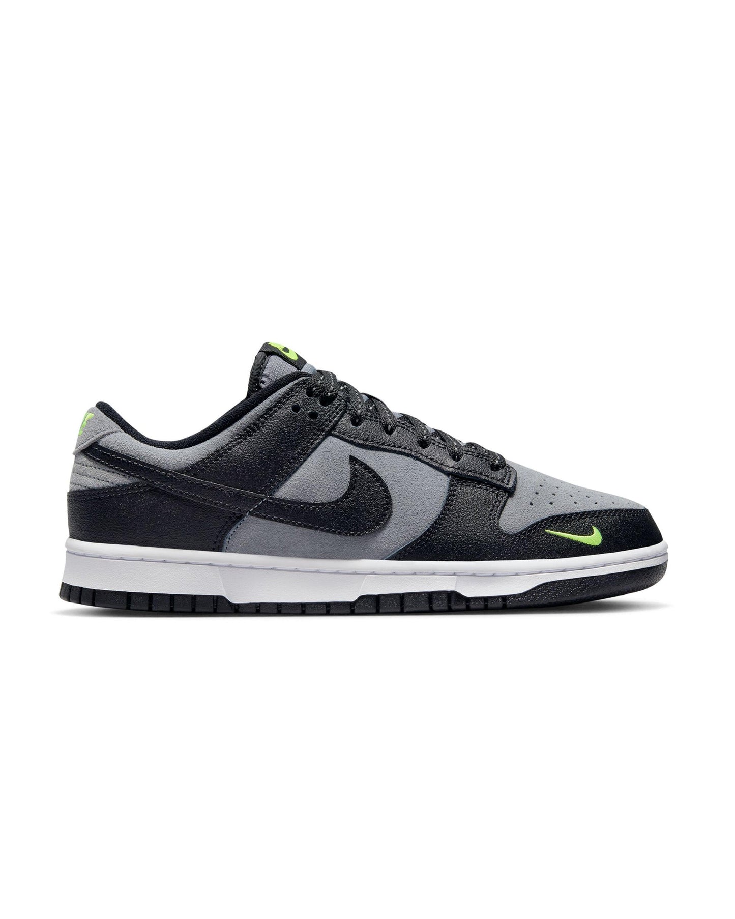 Exclusive Nike Dunk Low — 3 — Front View