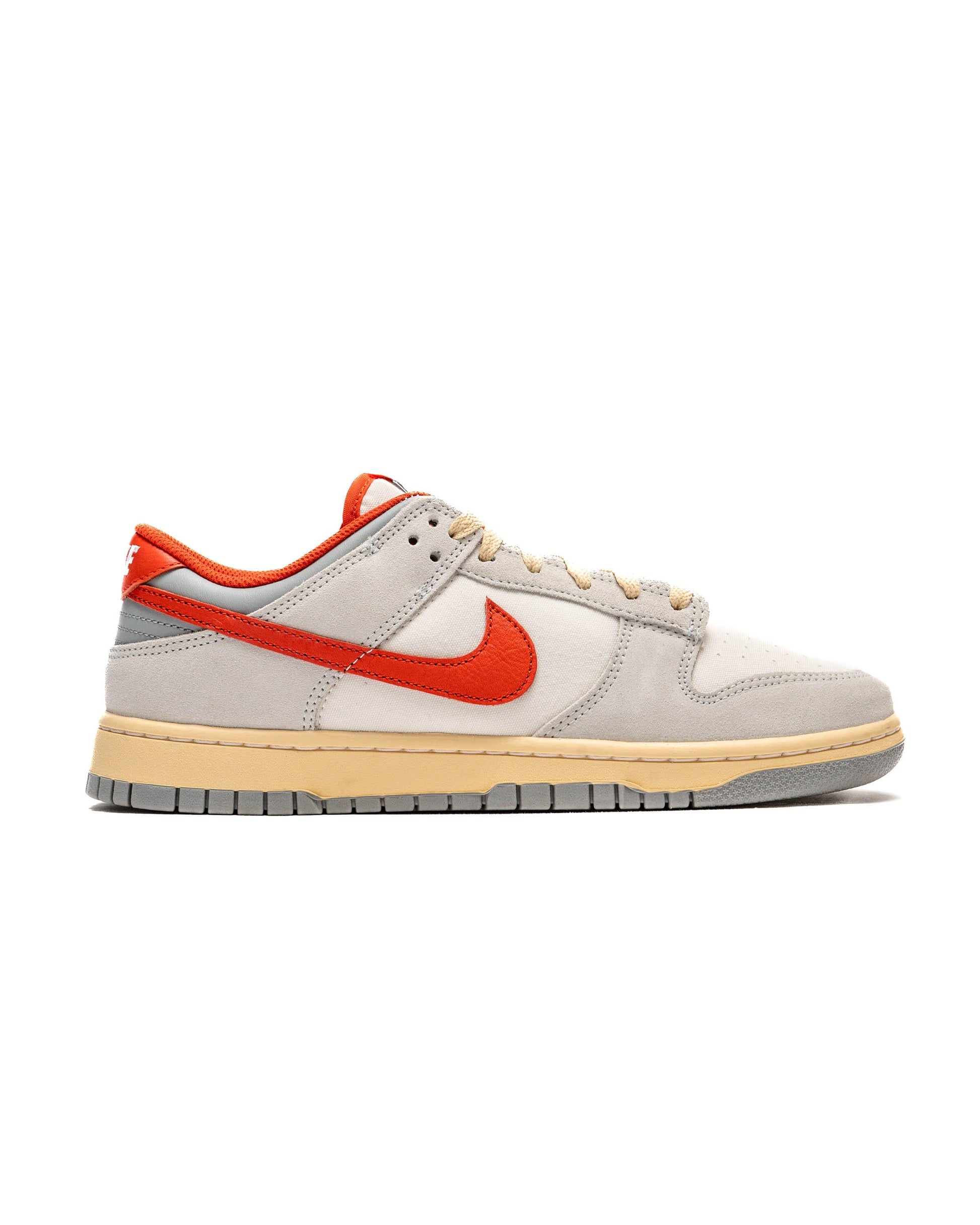 Exclusive Nike Dunk Low — 3 — Front View