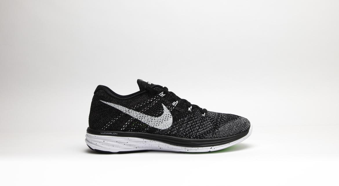 Exclusive Nike Flyknit Lunar 3 "Oreo" — 3.5 — Front View