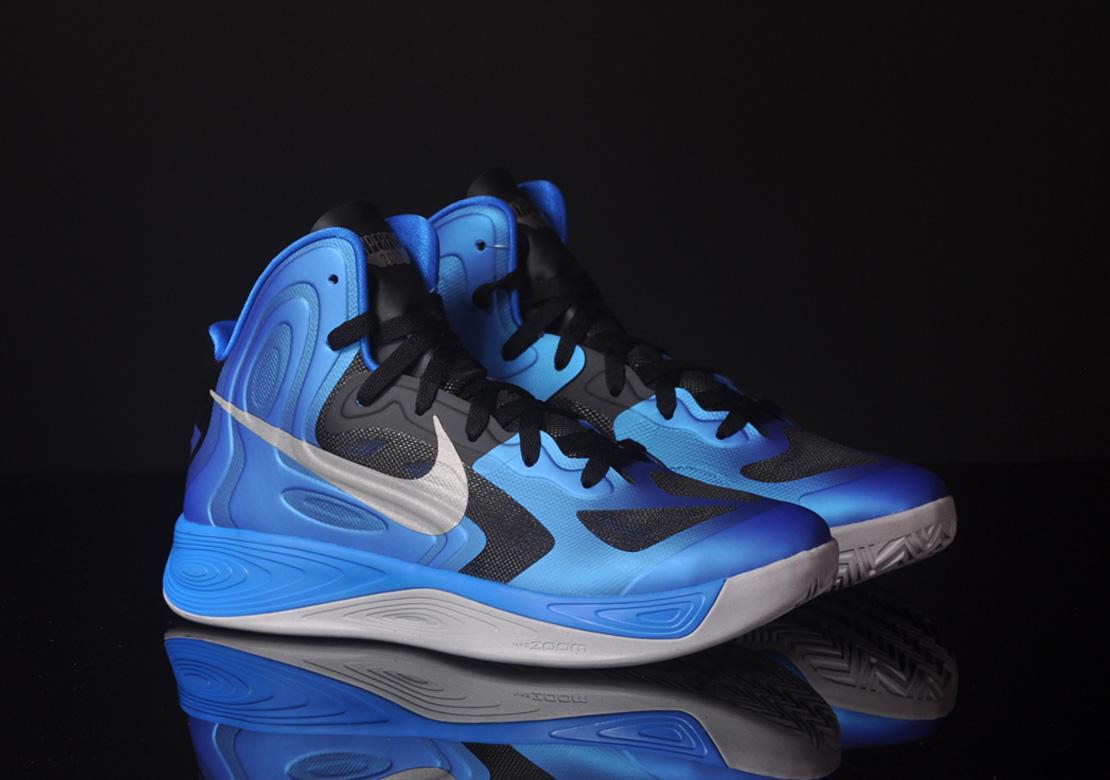Exclusive Nike Hyperfuse — 3.5 — Front View