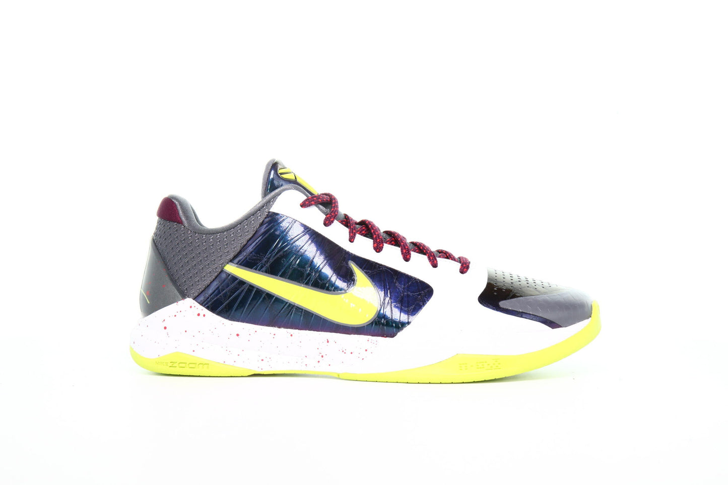 Exclusive Nike KOBE V PROTRO "Chaos" — 3.5 — Front View