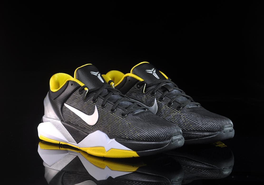 Exclusive Nike Kobe VII (GS) — 3.5 — Front View