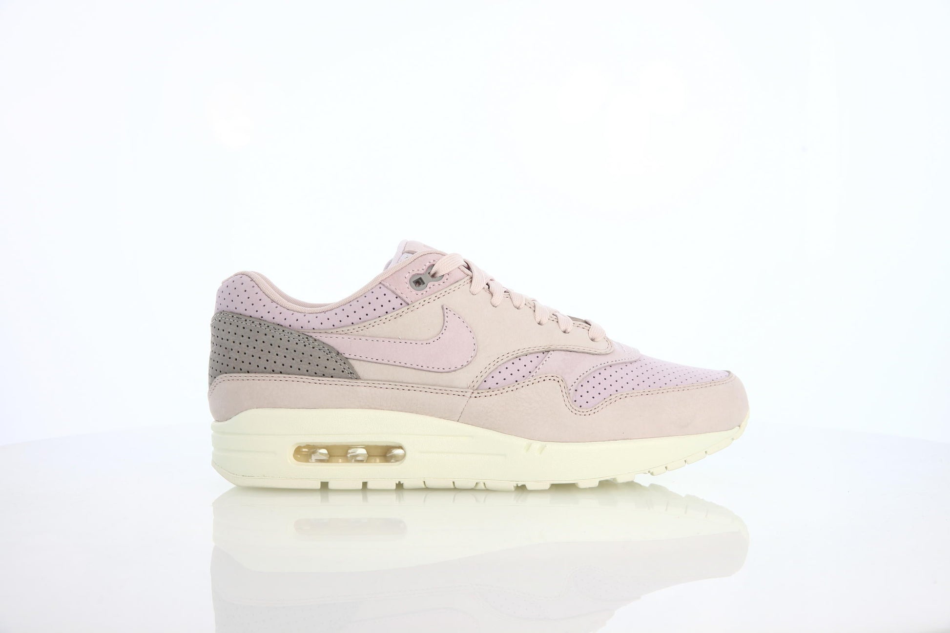 Exclusive Nike Air Max 1 Pinnacle "Pearl Pink" — 3.5 — Front View