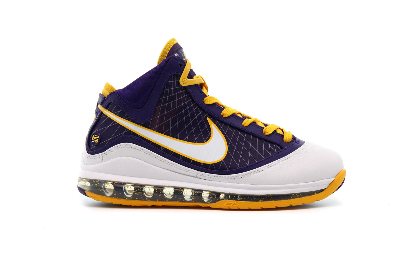 Exclusive Nike LEBRON VII QS "MEDIA DAY" — 3.5 — Front View