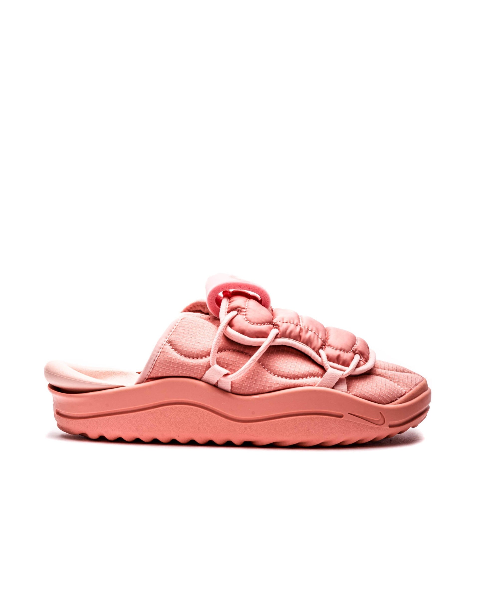 Exclusive Nike OFFLINE 3.0 — 3 — Front View