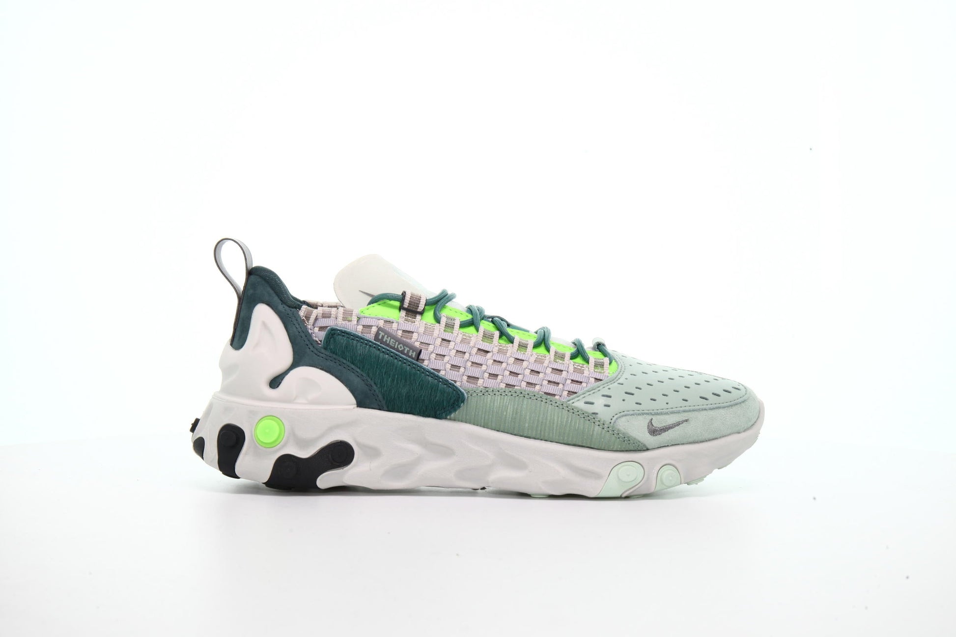 Exclusive Nike React Sertu "Gunsmoke" — 3.5 — Front View