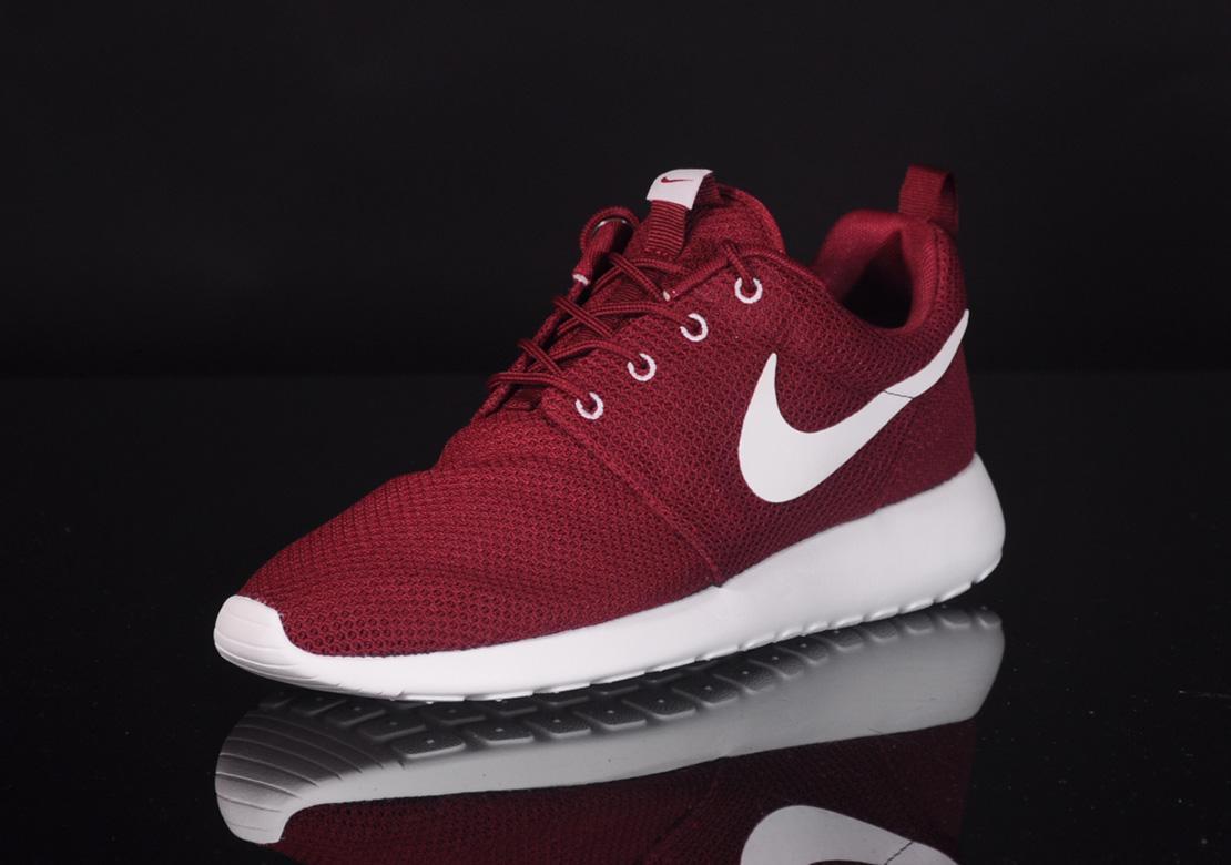 Exclusive Nike Roshe Run — 3.5 — Front View