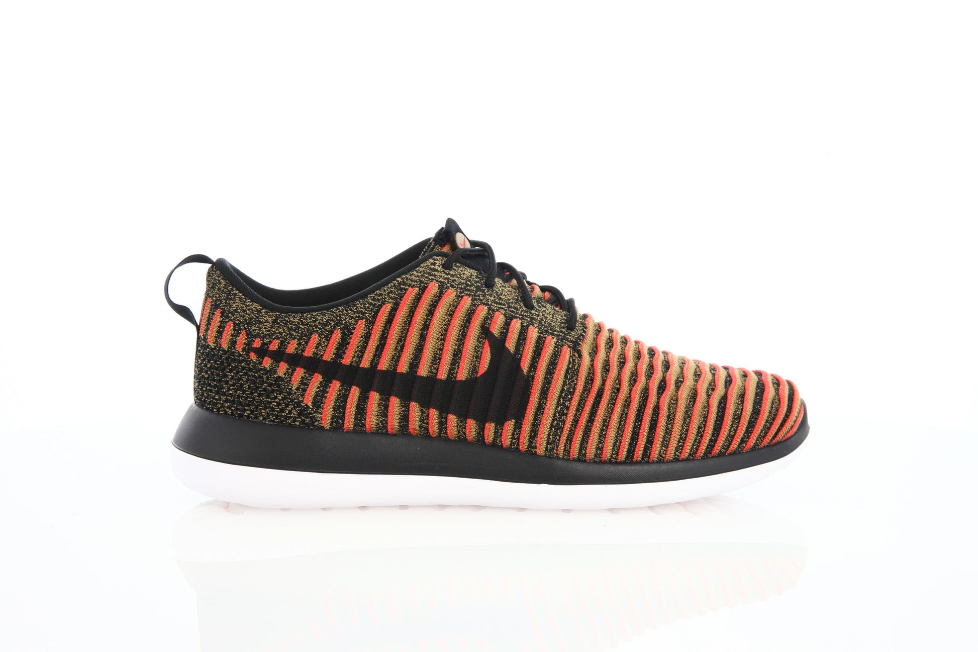 Exclusive Nike Roshe Two Flyknit "Black" — 3.5 — Front View