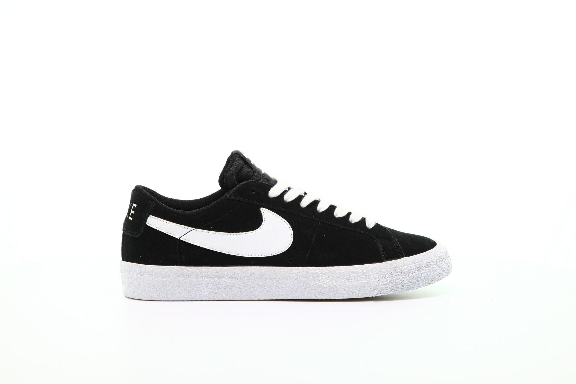 Exclusive Nike SB Zoom Blazer Low "Black White" — 3.5 — Front View