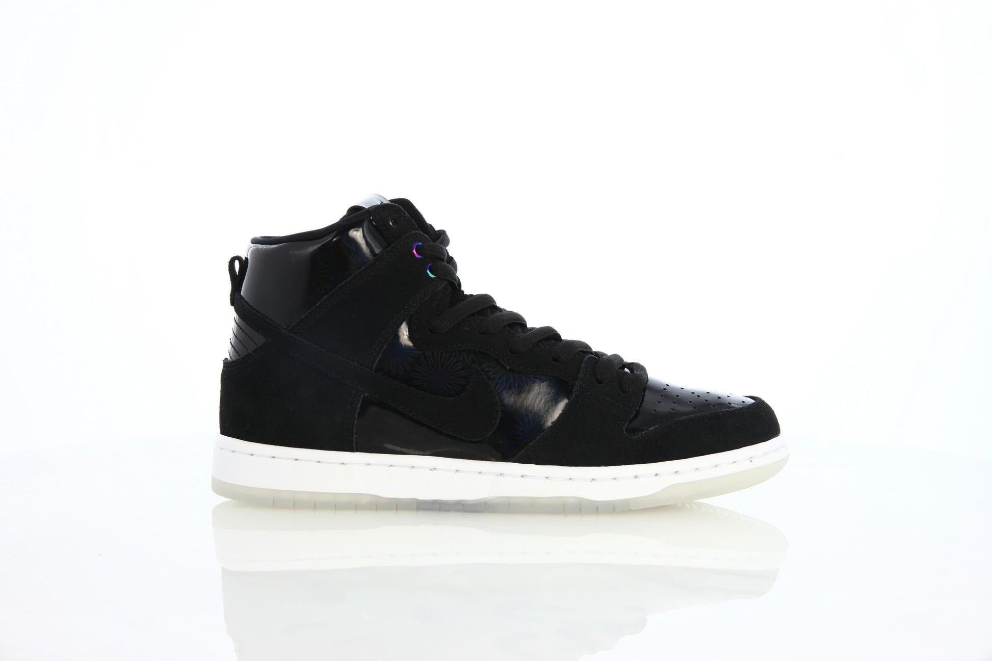 Exclusive Nike SB Zoom Dunk High Pro "Black" — 3.5 — Front View