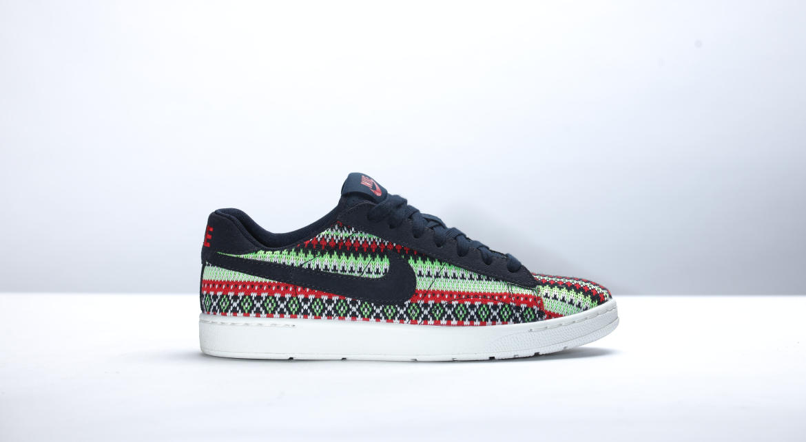 Exclusive Nike TENNIS CLASSIC ULTRA QS "Dark Obsidian" — 3.5 — Front View