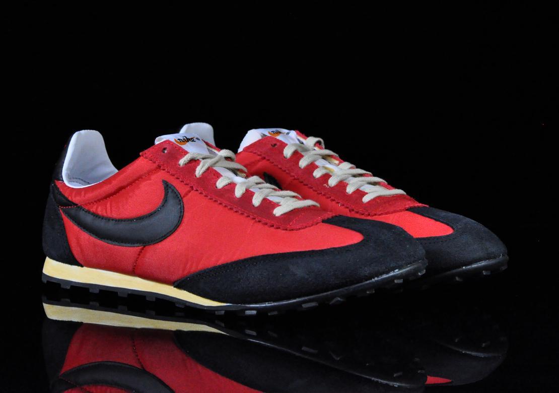 Exclusive Nike VNTG Oregon Waffle QS — 3.5 — Front View