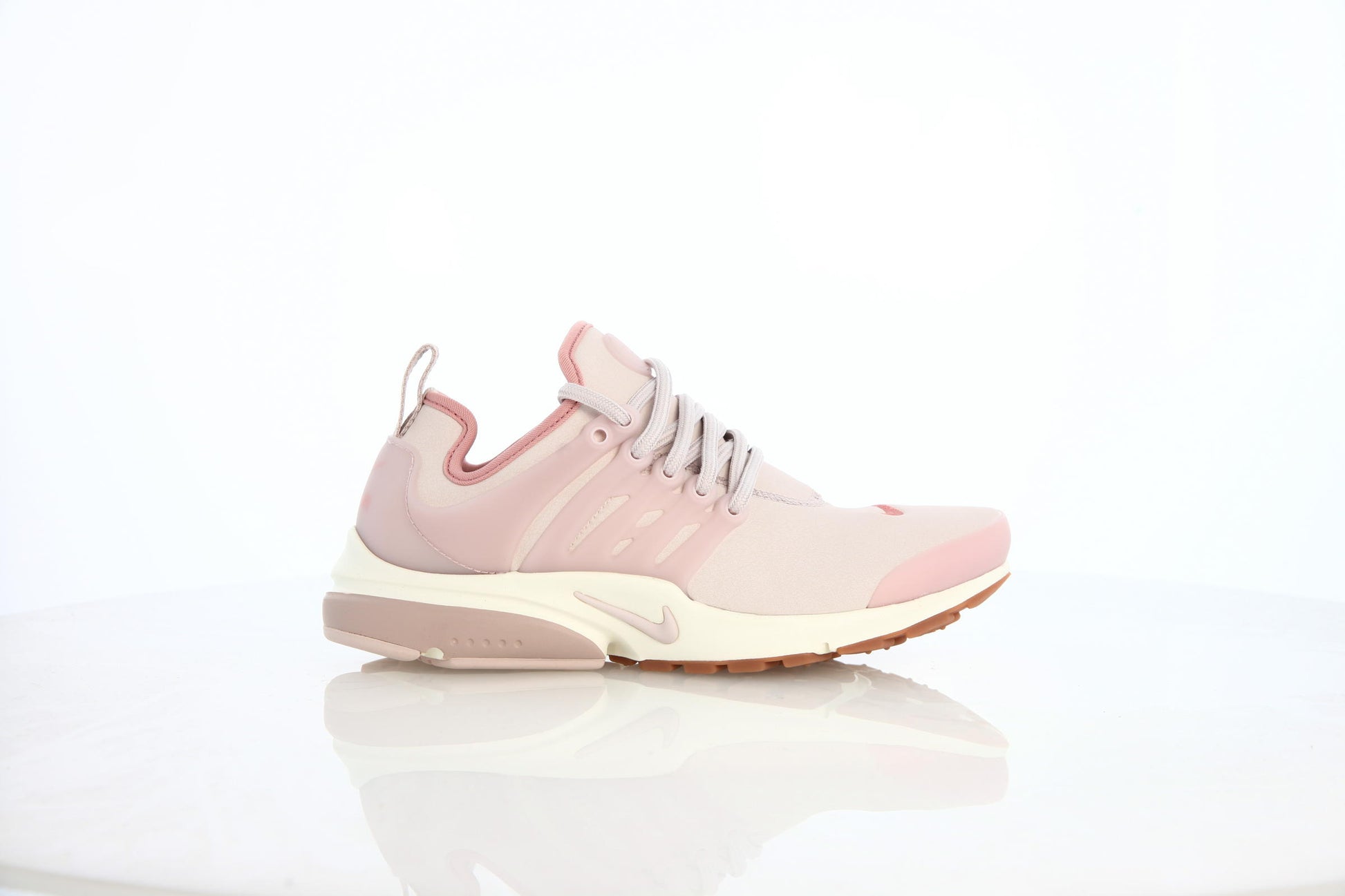 Exclusive Nike Wmns Air Presto Premium "Silt Red" — 5 — Front View