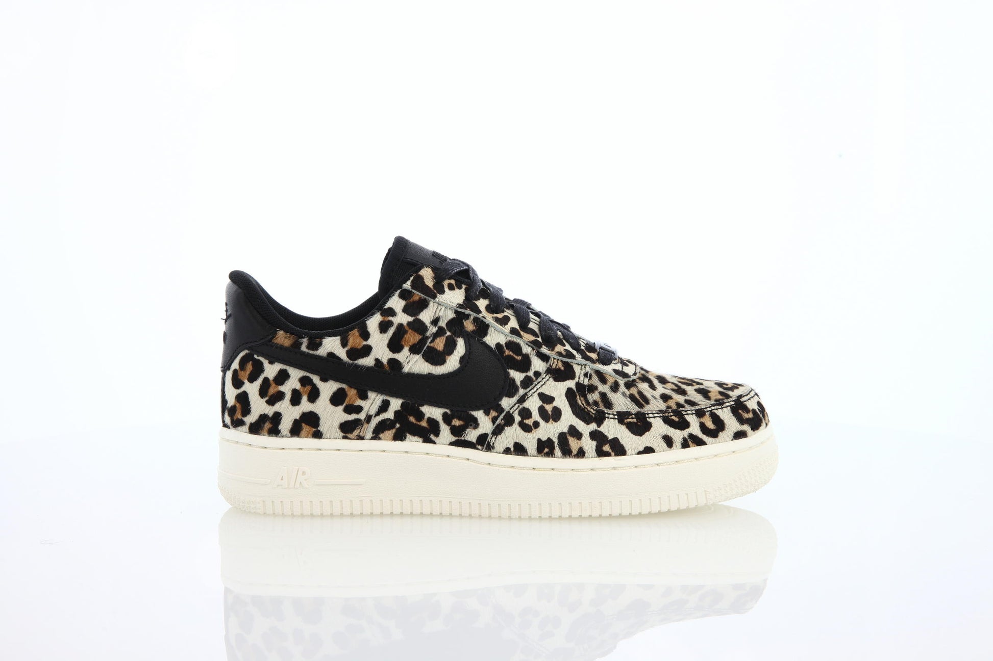 Exclusive Nike Wmns Air Force 1 '07 Lx "Black" — 5 — Front View