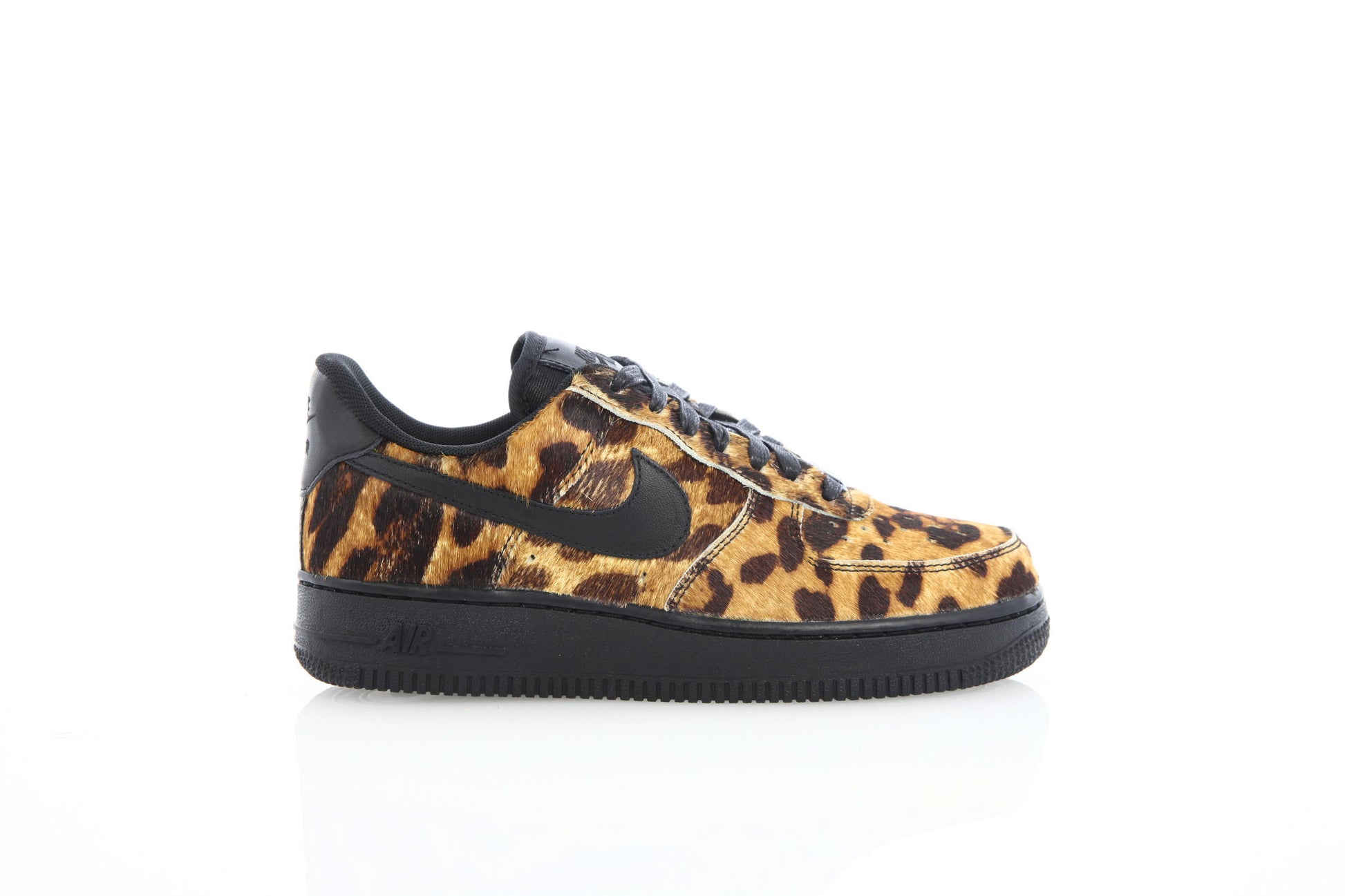 Exclusive Nike Wmns Air Force 1 '07 Lx "Sail" — 5 — Front View