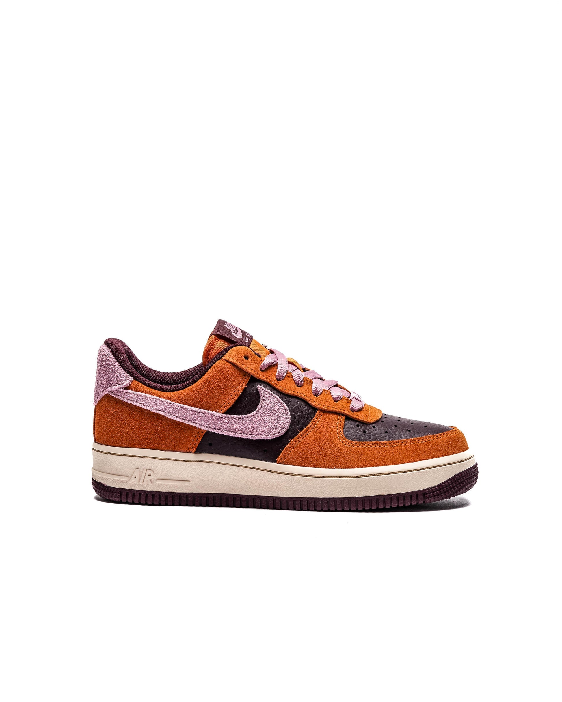 Exclusive Nike WMNS AIR FORCE 1 '07 — 5 — Front View