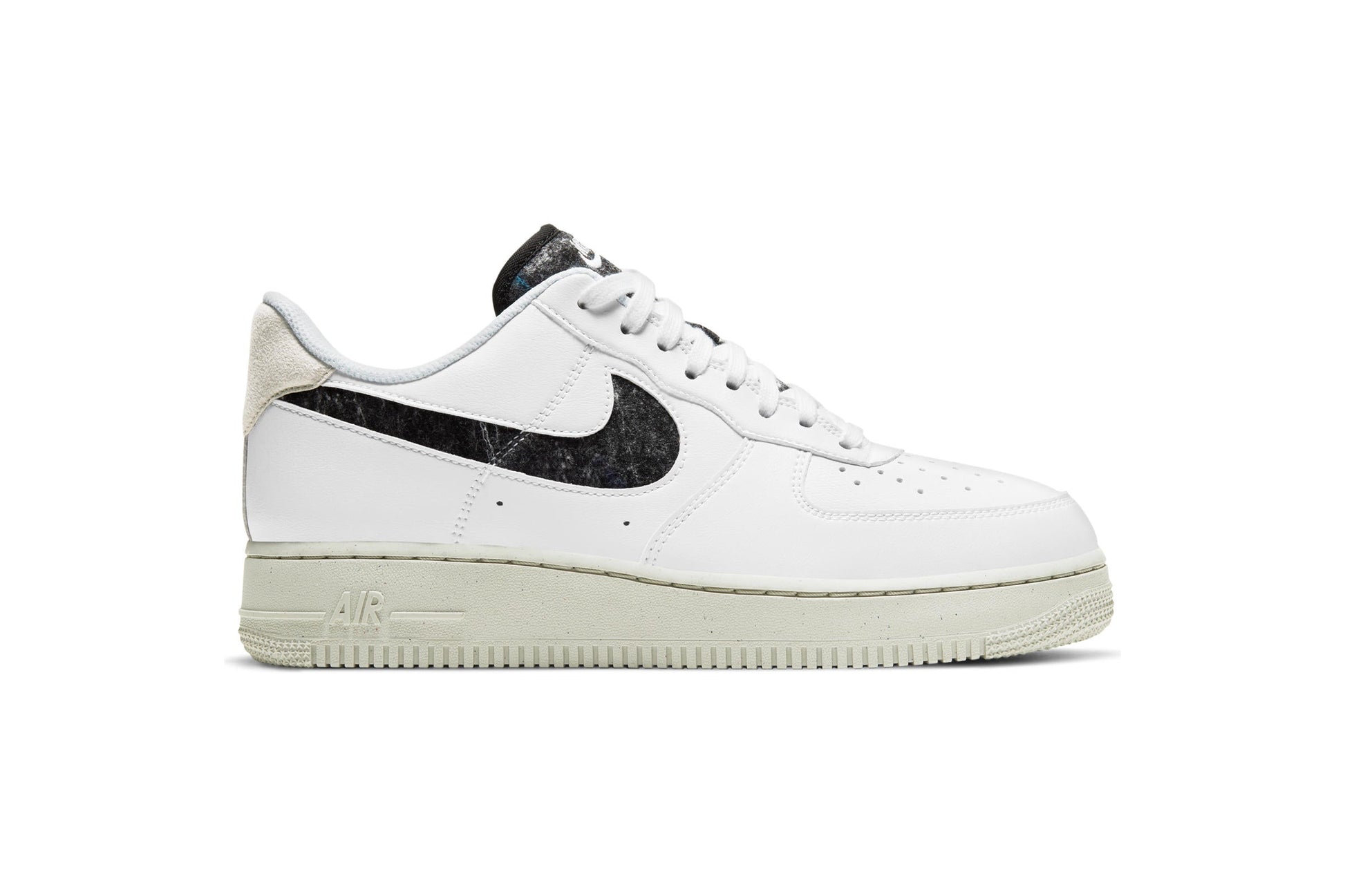 Exclusive Nike WMNS AIR FORCE 1 '07 SE "WHITE" — 5 — Front View