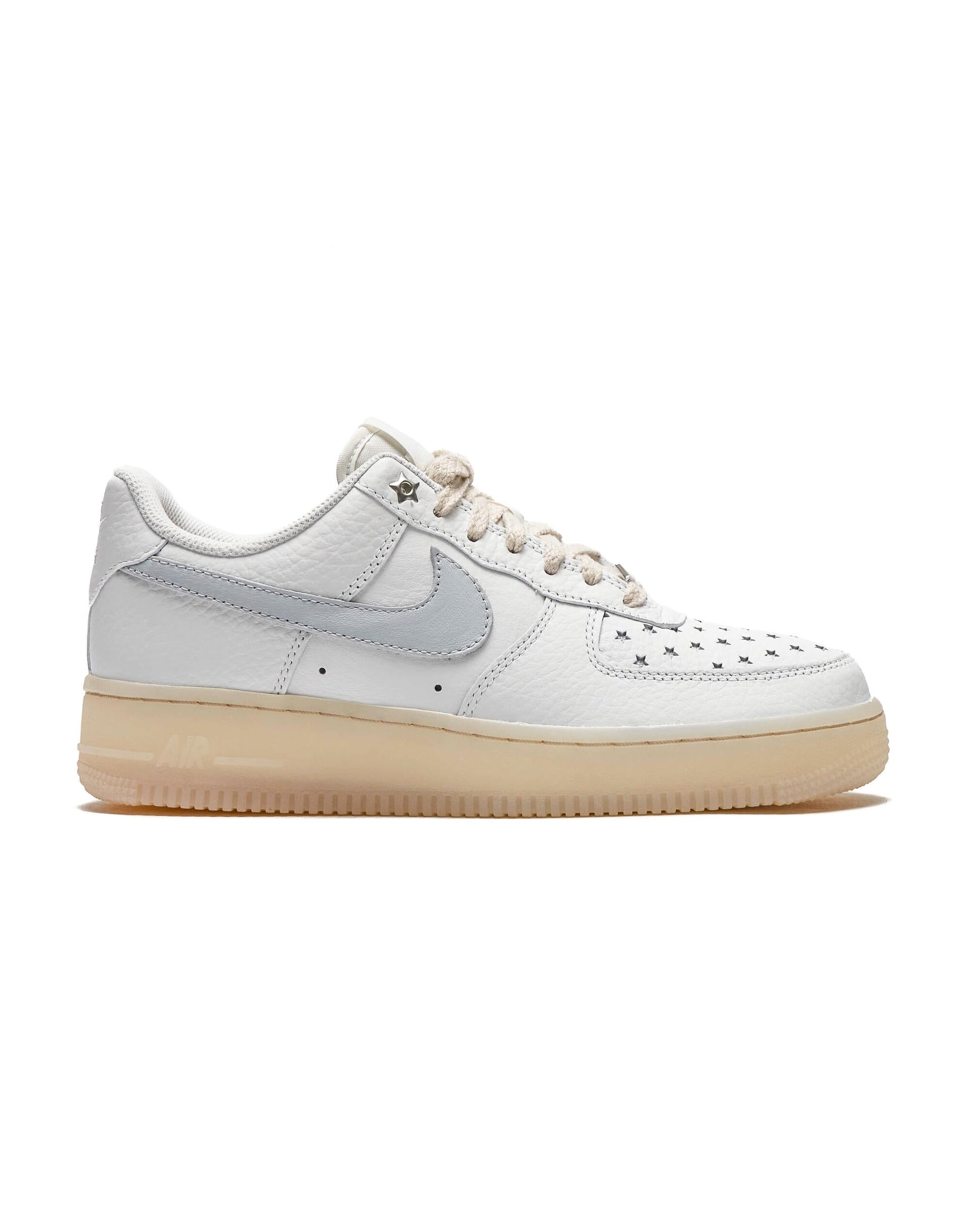 Exclusive Nike WMNS AIR FORCE 1 '07 — 5 — Front View