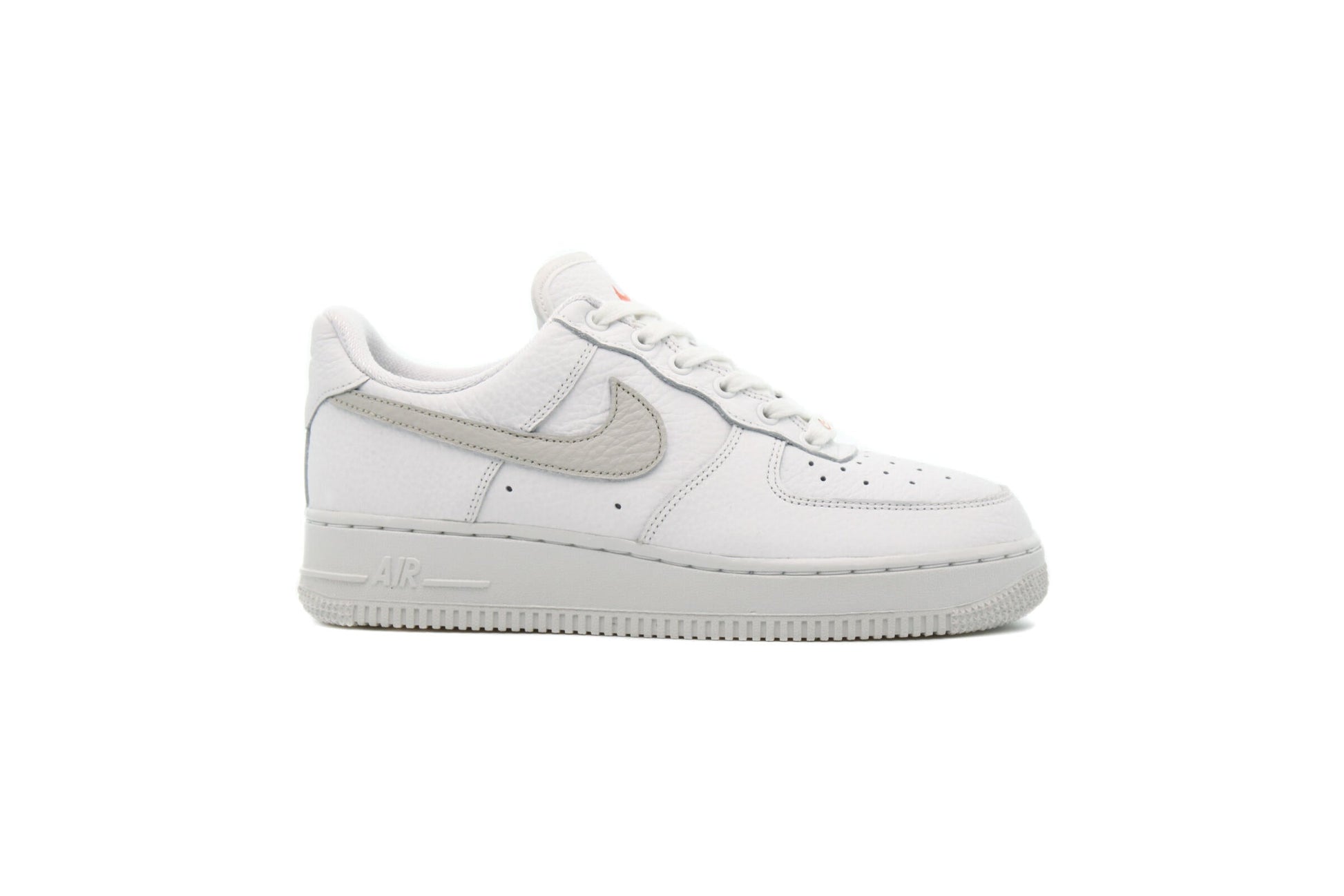 Exclusive Nike WMNS AIR FORCE 1 '07 "SUMMIT WHITE" — 5 — Front View