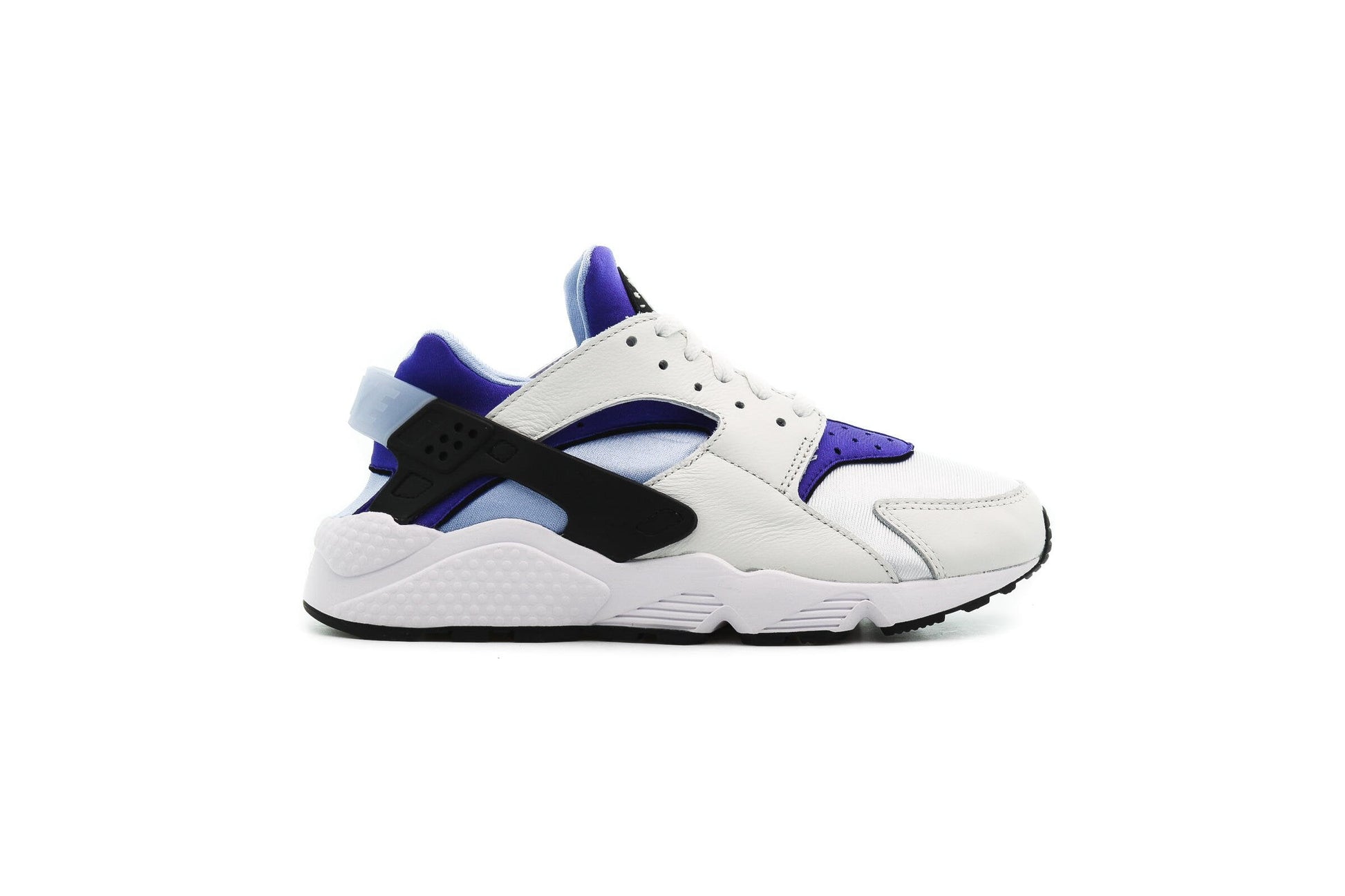 Exclusive Nike WMNS AIR HUARACHE — 5 — Front View